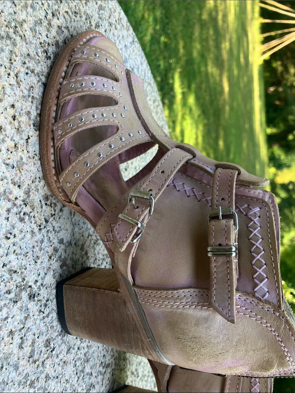 FreeBird Connor Pink / Blush Studded Open-Toe Sandals 7 - Picture 7 of 14
